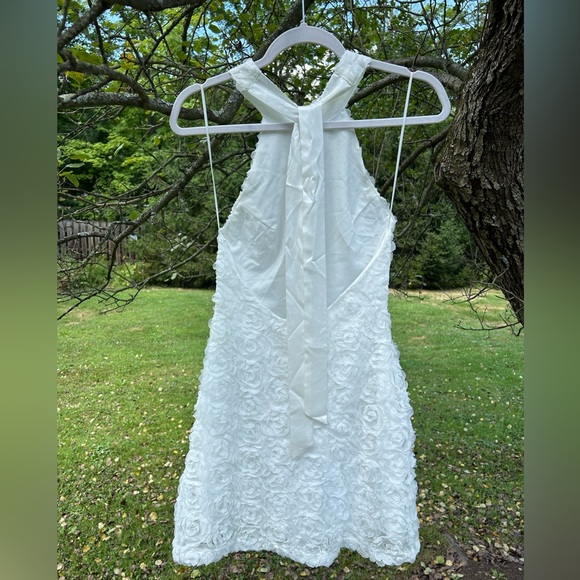 12th Tribe Maya White Floral Applique Halter Mini Dress - Picture 5 of 10